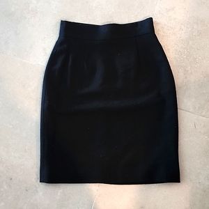 DAVID WITKEWICZ DESIGNER BLACK WOOL SKIRT, SIZE 6
